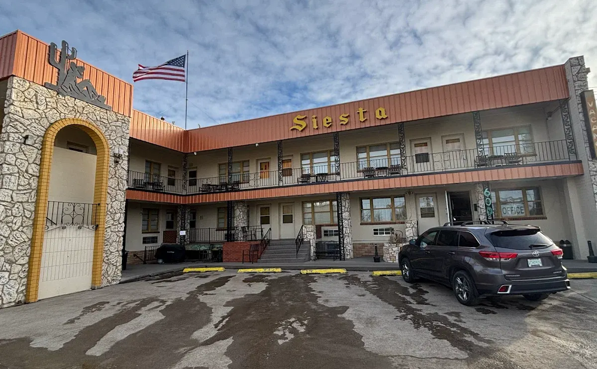 Siesta Motel