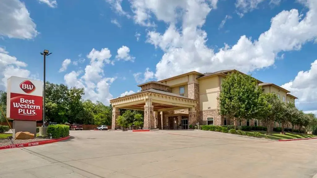 Best Western Plus Goliad Inn & Suites