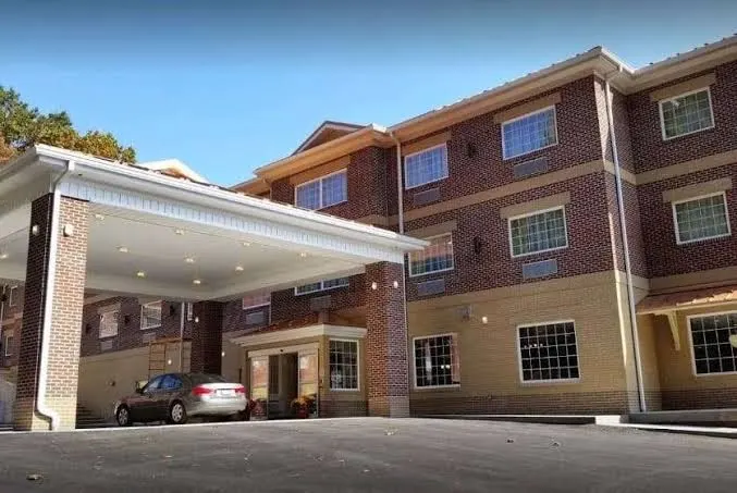 Wingate by Wyndham Elkins