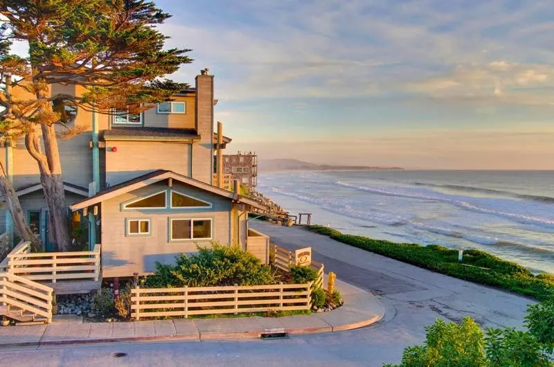 Cypress Inn