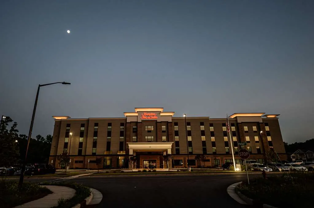 Hampton Inn & Suites Lenoir