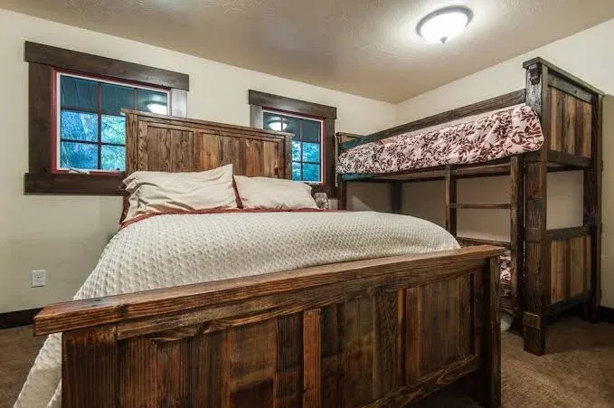 Mountain Cabins Utah - Hideaway