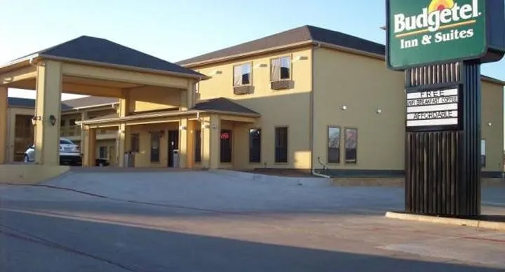 Budgetel Inn & Suites