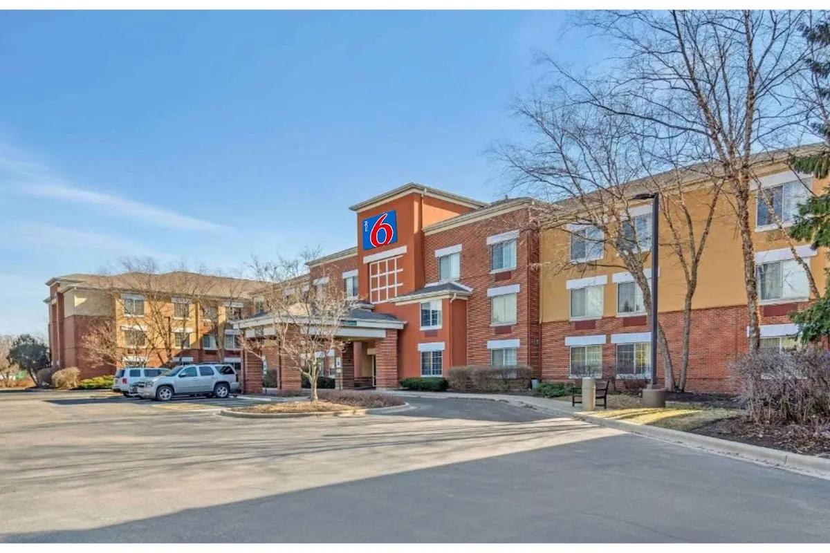 Motel 6 Extended Stay Chicago Vernon Hills Lincolnshire IL