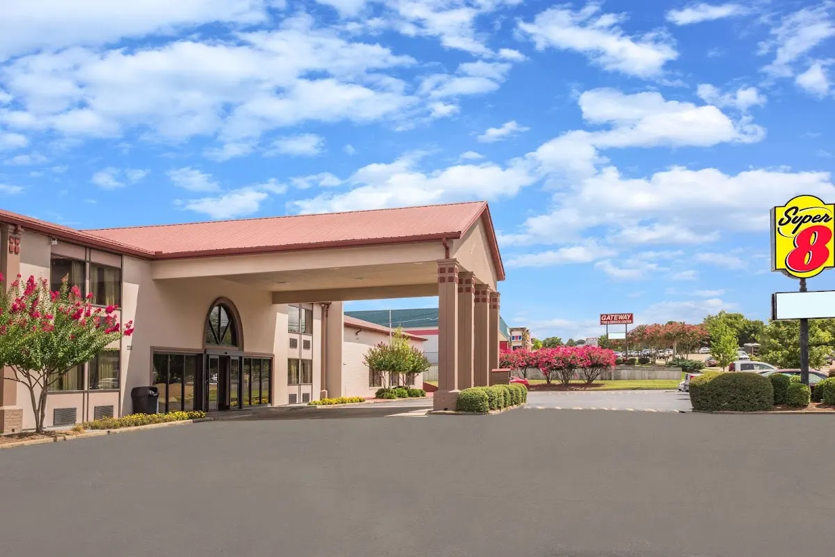 Super 8 by Wyndham Oxford MS University Area