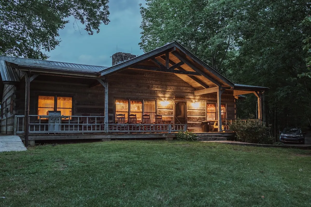 Springmaid Mountain Retreat & Stables