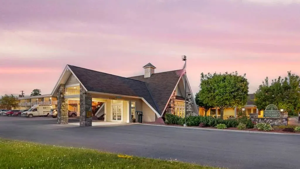 Best Western Plus Plattsburgh