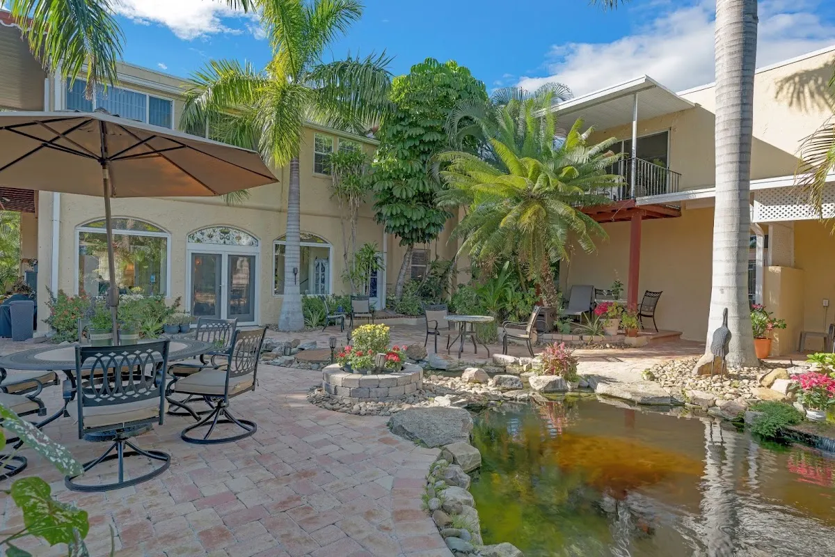 Banyan House Vacation Rentals