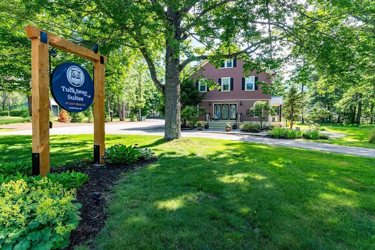 TuckAway Suites