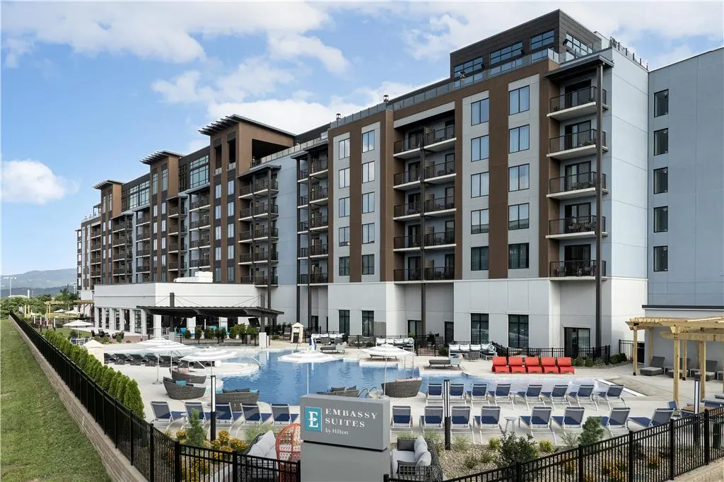 Embassy Suites by Hilton Pigeon Forge Resort