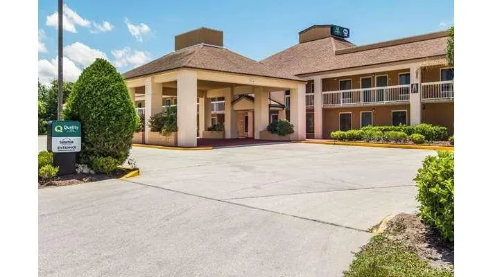 Suburban Studios Hotel Kingsland Near I-95