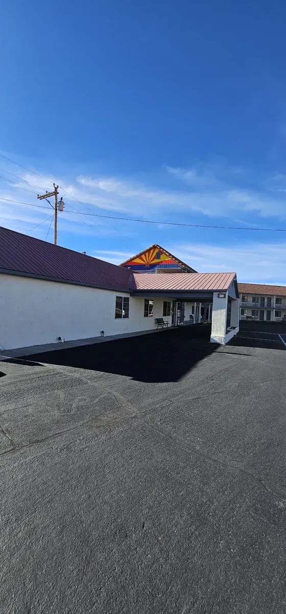 Travel Inn & Suite