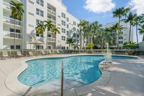 Courtyard by Marriott Miami Aventura Mall