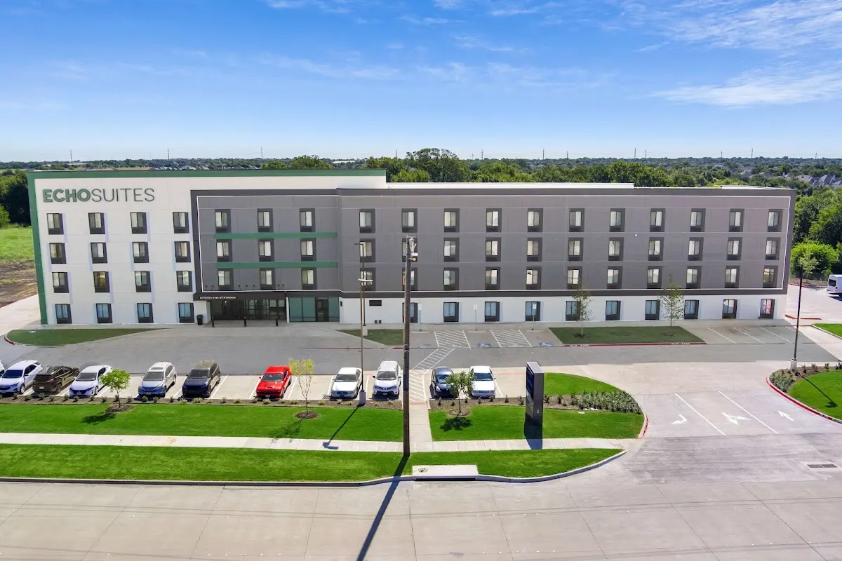 ECHO Suites Extended Stay by Wyndham Dallas Plano/Frisco