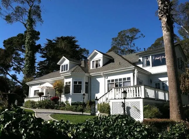 Monarch Cove Inn