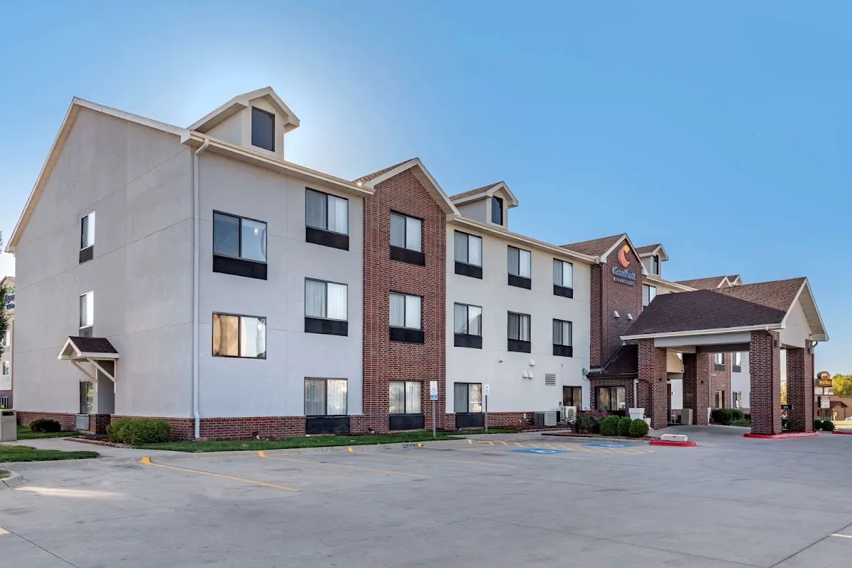 Comfort Inn & Suites Emporia