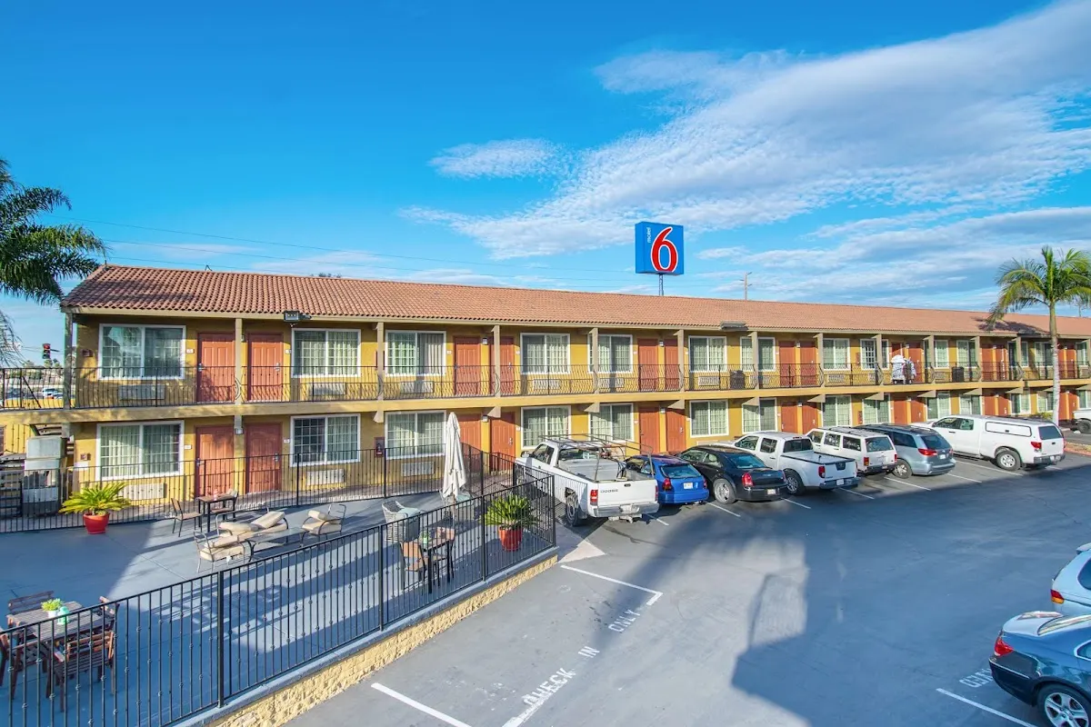 Motel 6 San Diego, CA - Southbay