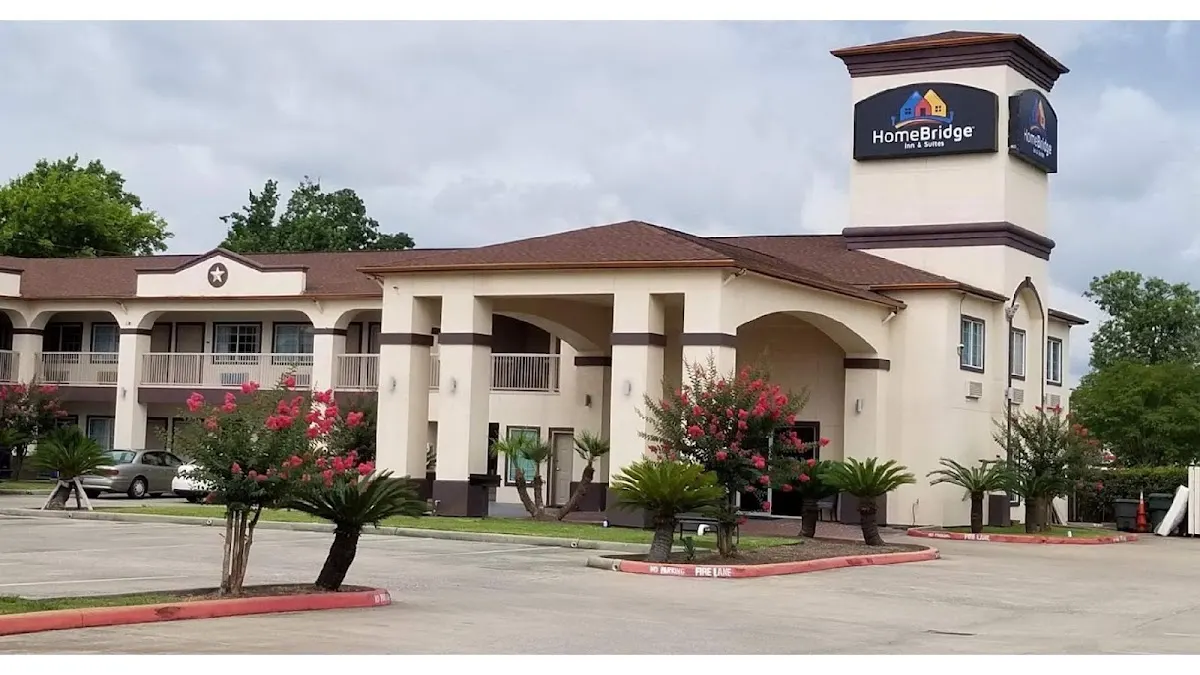 HomeBridge Inn and Suites