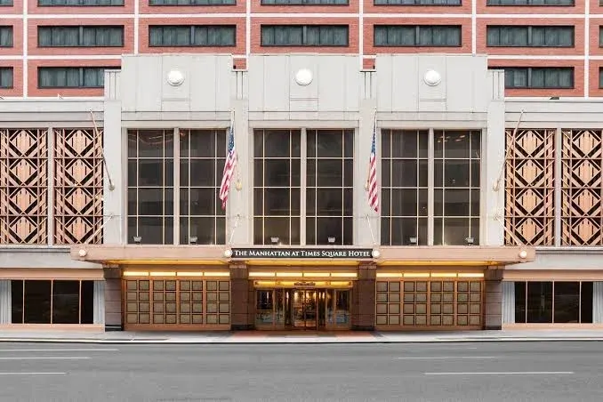 Crowne Plaza Manhattan Times Square by IHG