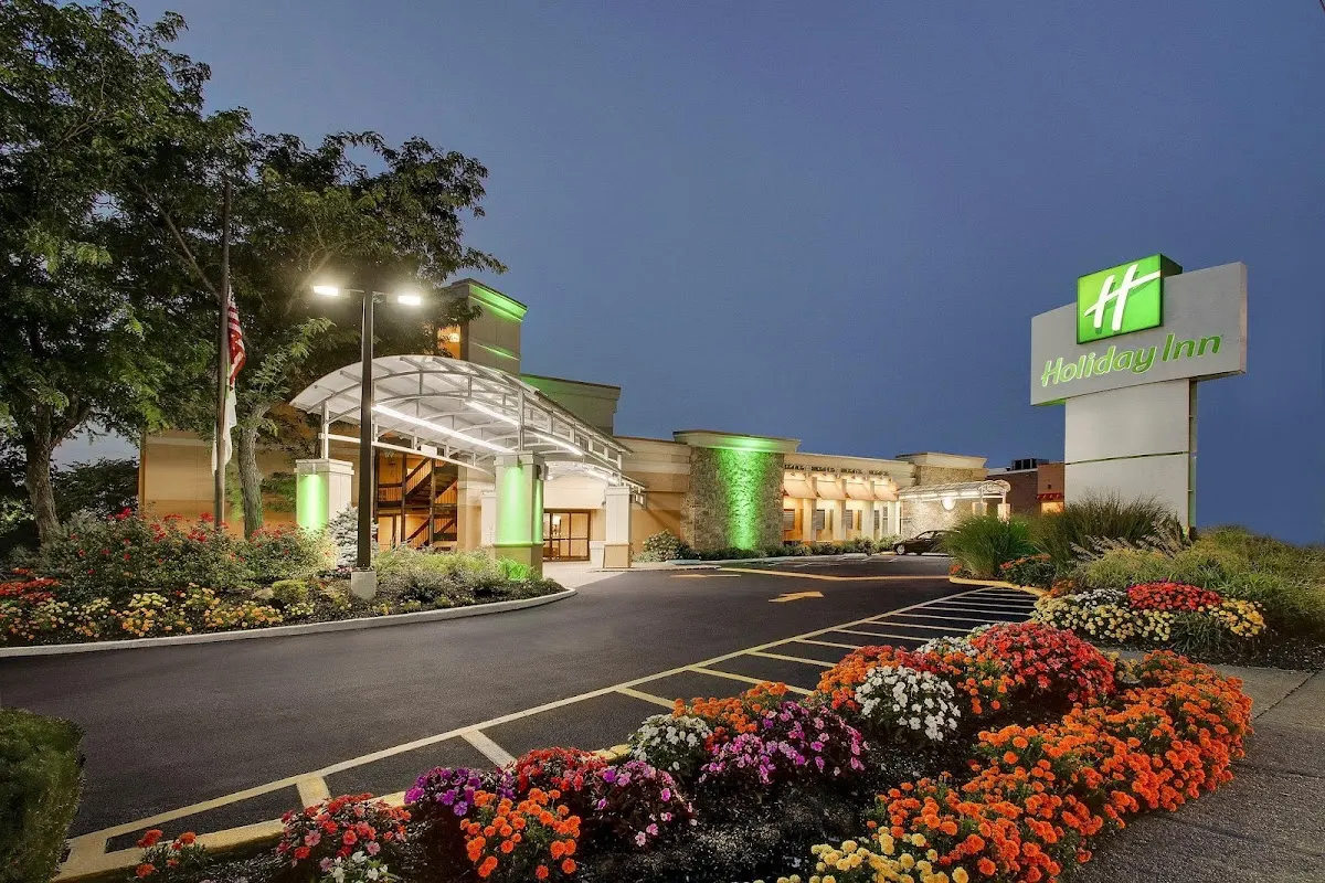 Holiday Inn Westbury-Long Island by IHG