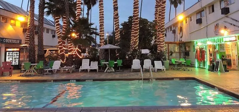 LA Adventure Hotel