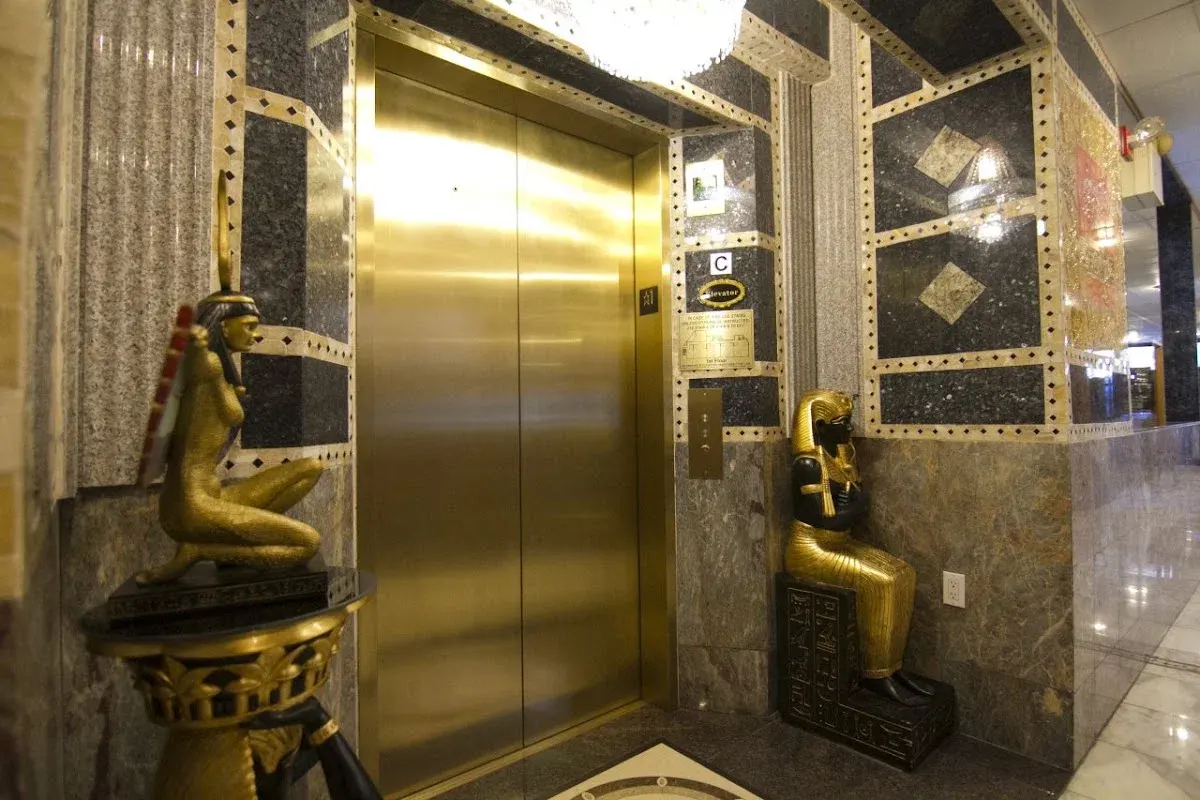 Louvre Hotel NYC