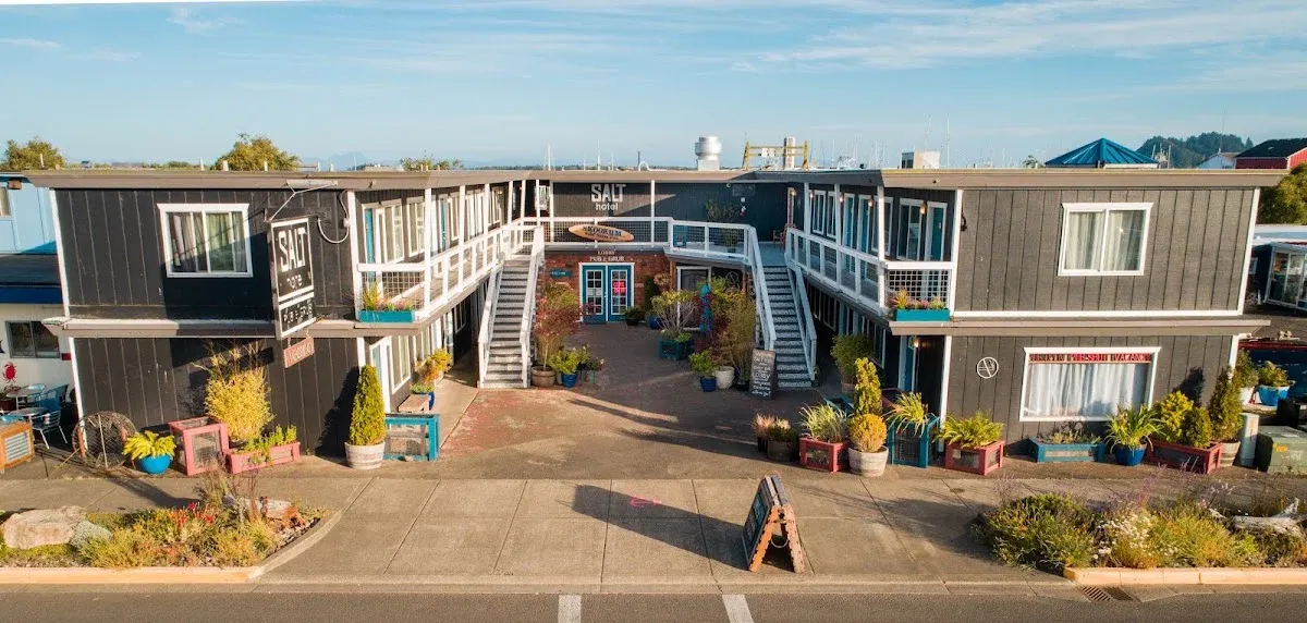 Salt Hotel