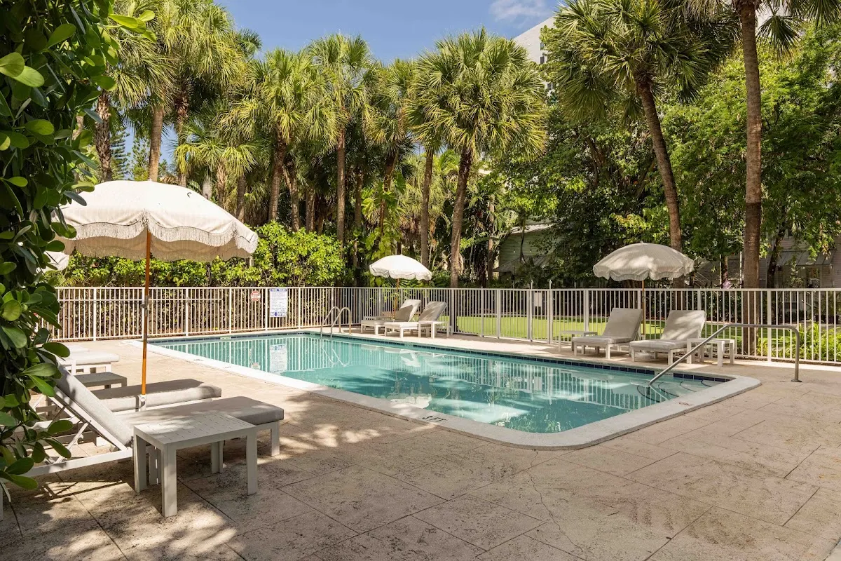 Miami River Inn