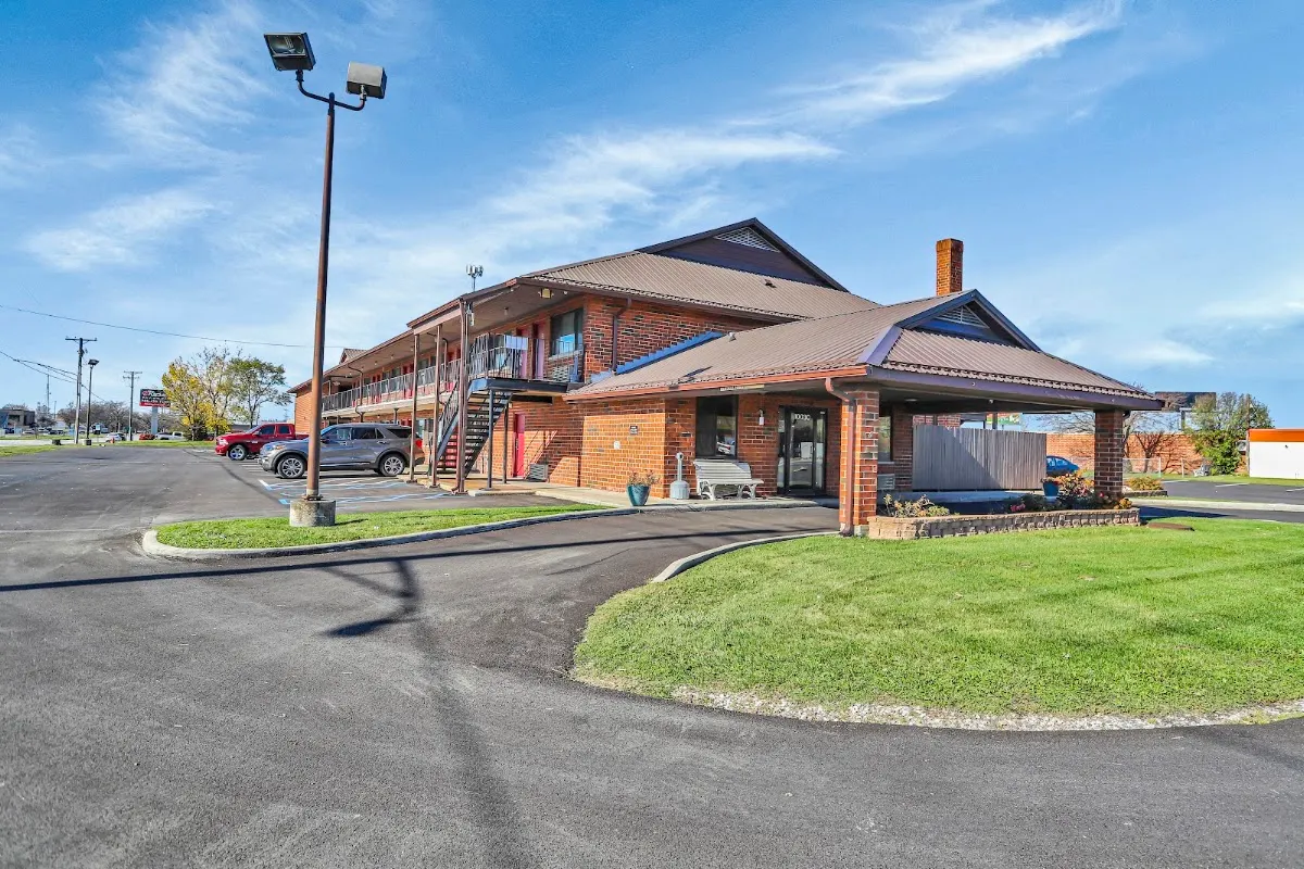 Bridgeview Inn | Chicago Area
