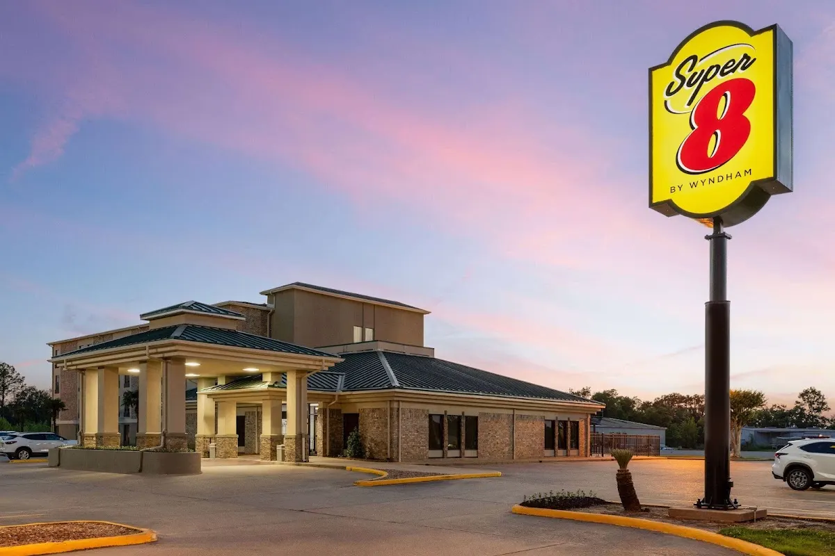 Super 8 by Wyndham Alexandria LA