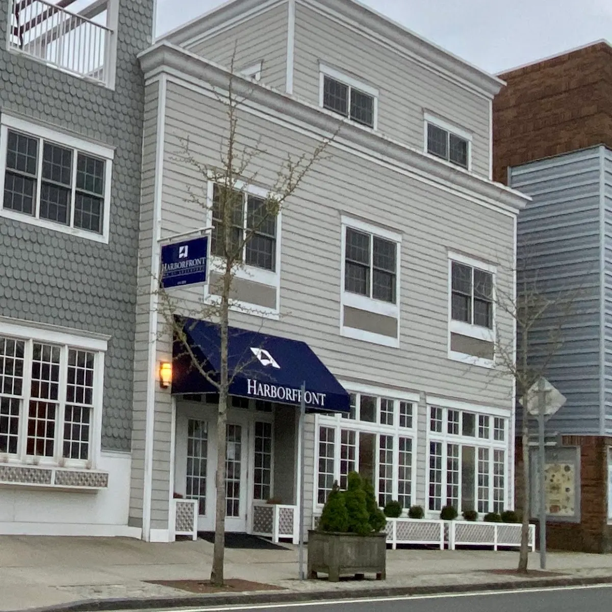The Harbor Front Inn