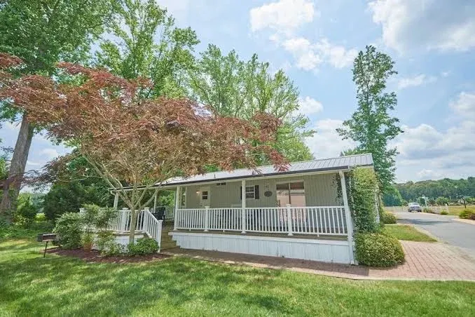 Bethpage Camp Resort - Urbanna, VA