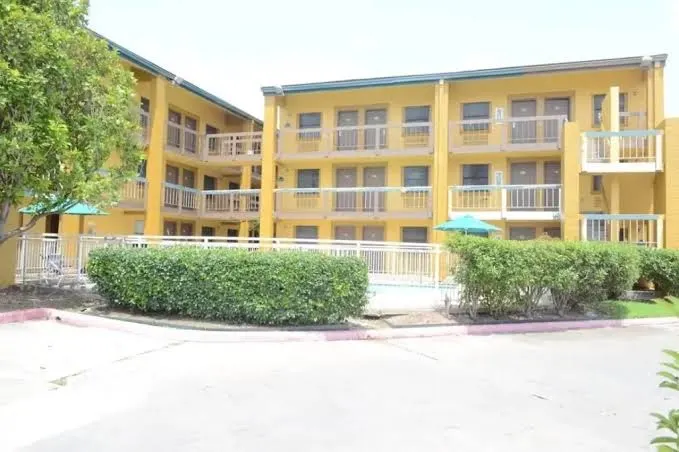 America's Inn