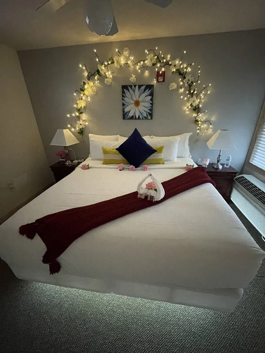 Mill Creek Hotel
