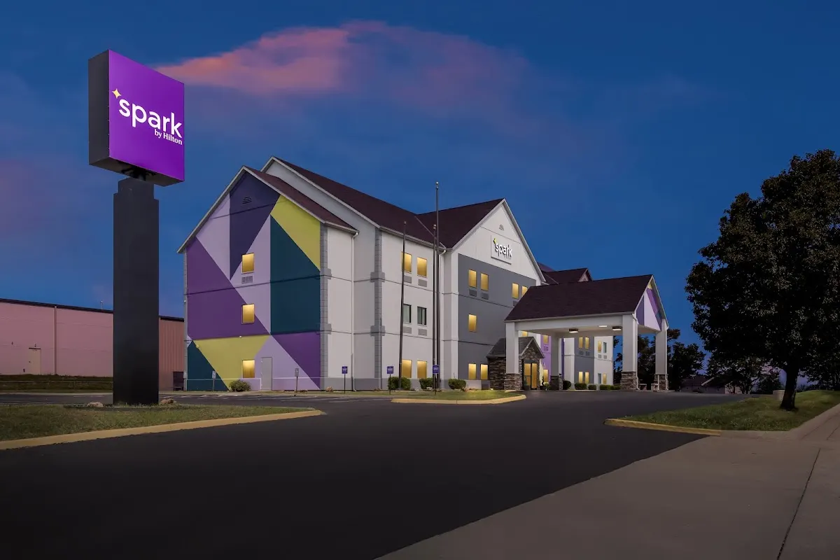 Spark by Hilton Grain Valley Kansas City