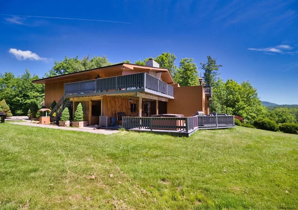 The Haus Windham