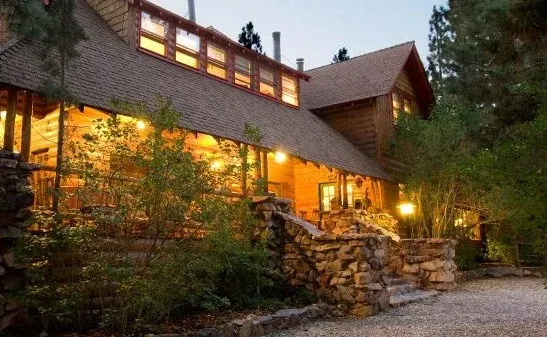 Gold Mountain Manor Bed and Breakfast