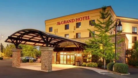 The Grand Hotel at Bridgeport