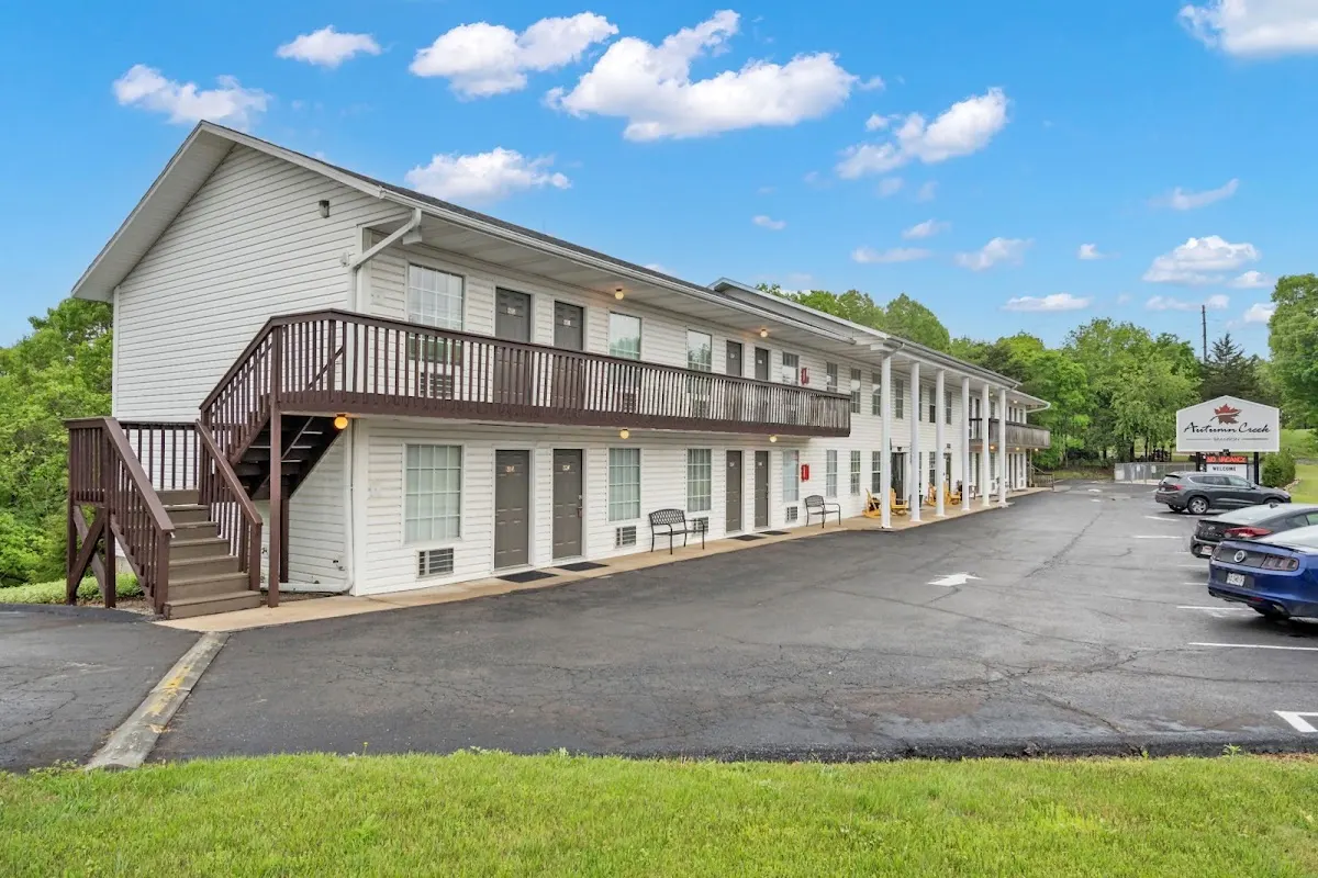 Autumn Creek Branson Inn