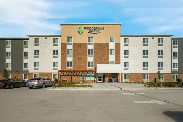 WoodSpring Suites Milwaukee - Menomonee Falls