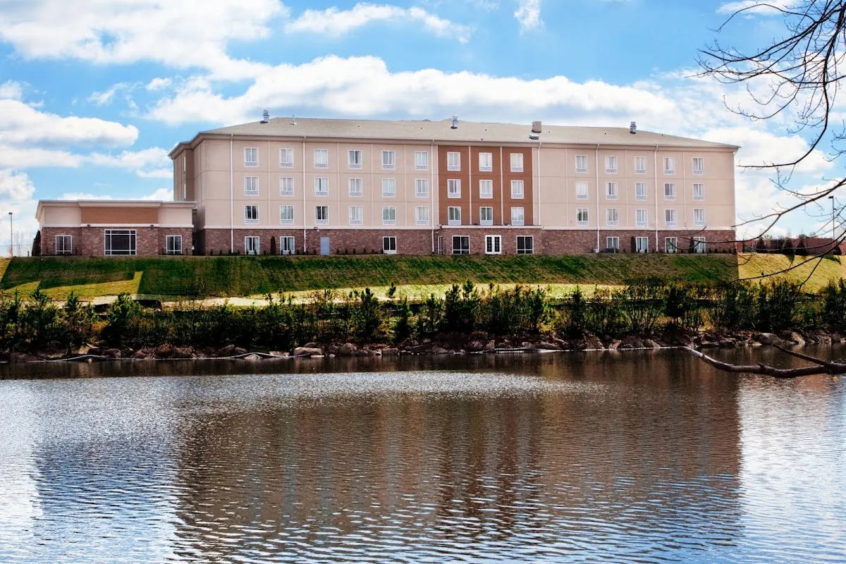 Holiday Inn Express & Suites Atlanta Arpt West - Camp Creek by IHG