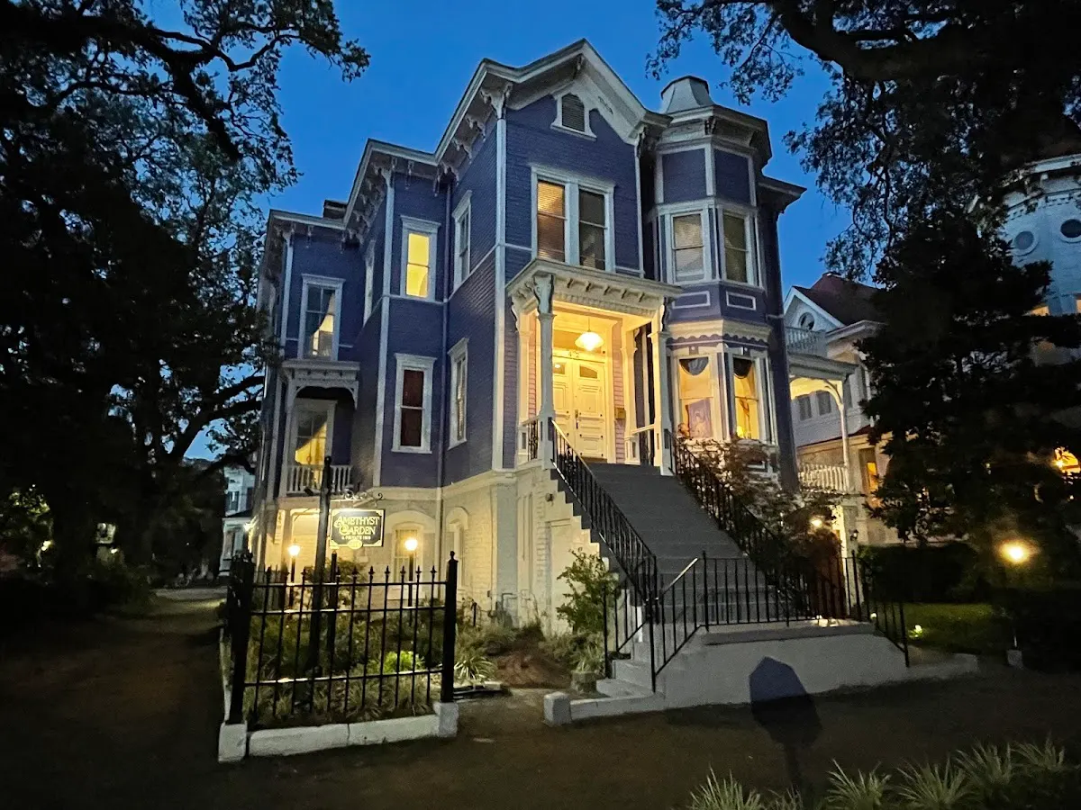 Amethyst Garden Inn