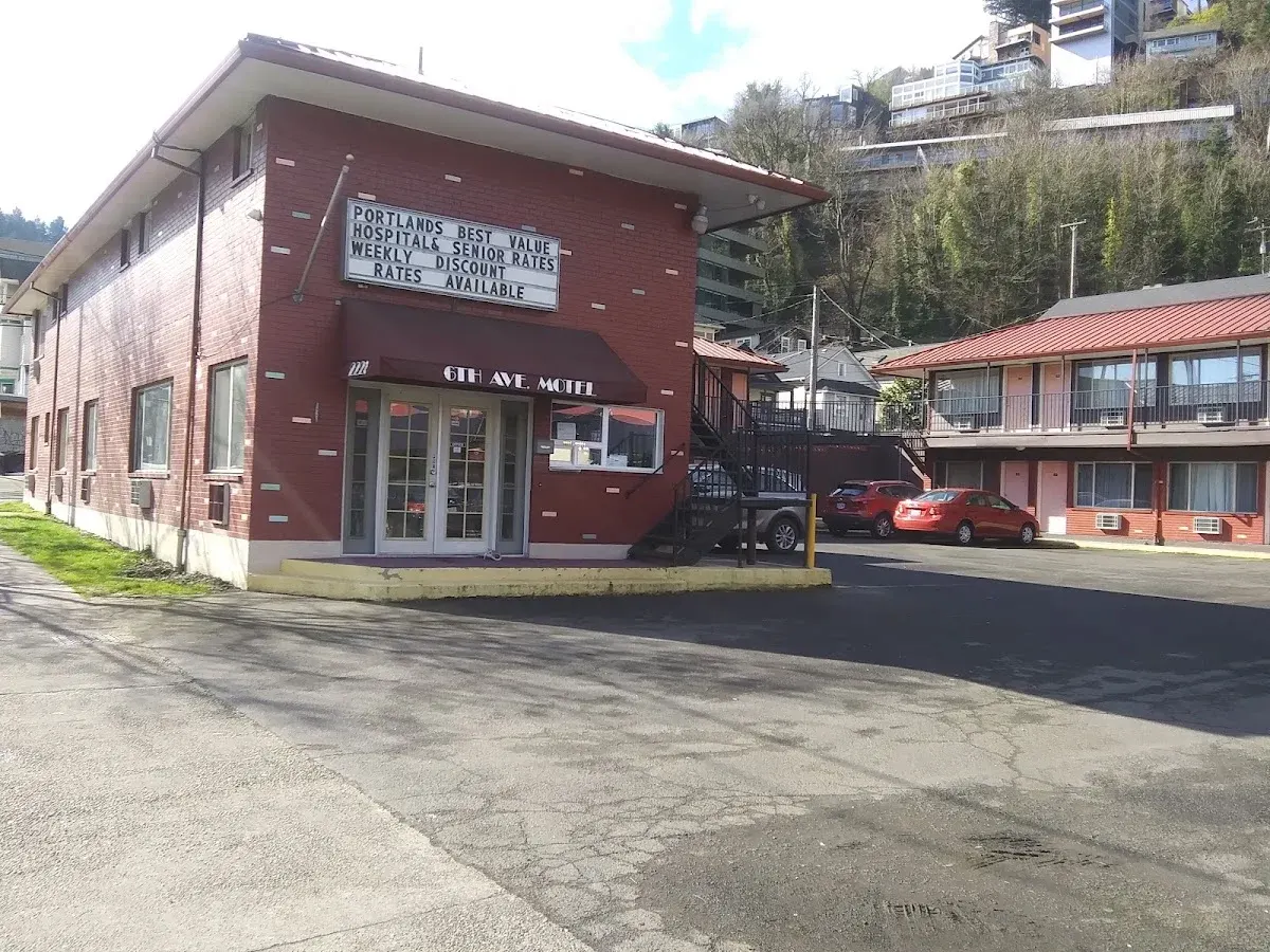 Sixth Avenue Motel