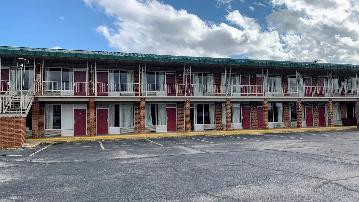 Coachman's Inn Motel