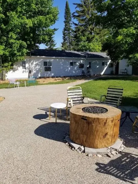 Torch Bay Inn and Cottages
