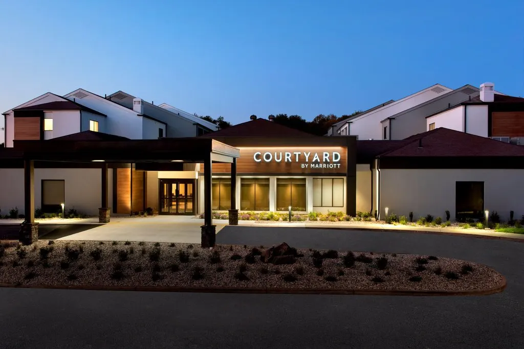Courtyard by Marriott New Haven Wallingford