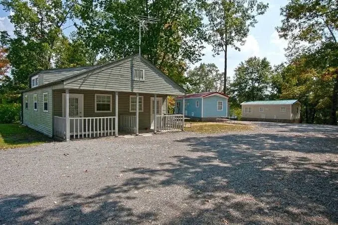 Hidden Cove - Arley, AL