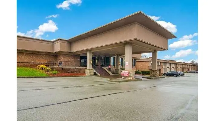 Comfort Inn & Suites Pittsburgh Fox Chapel