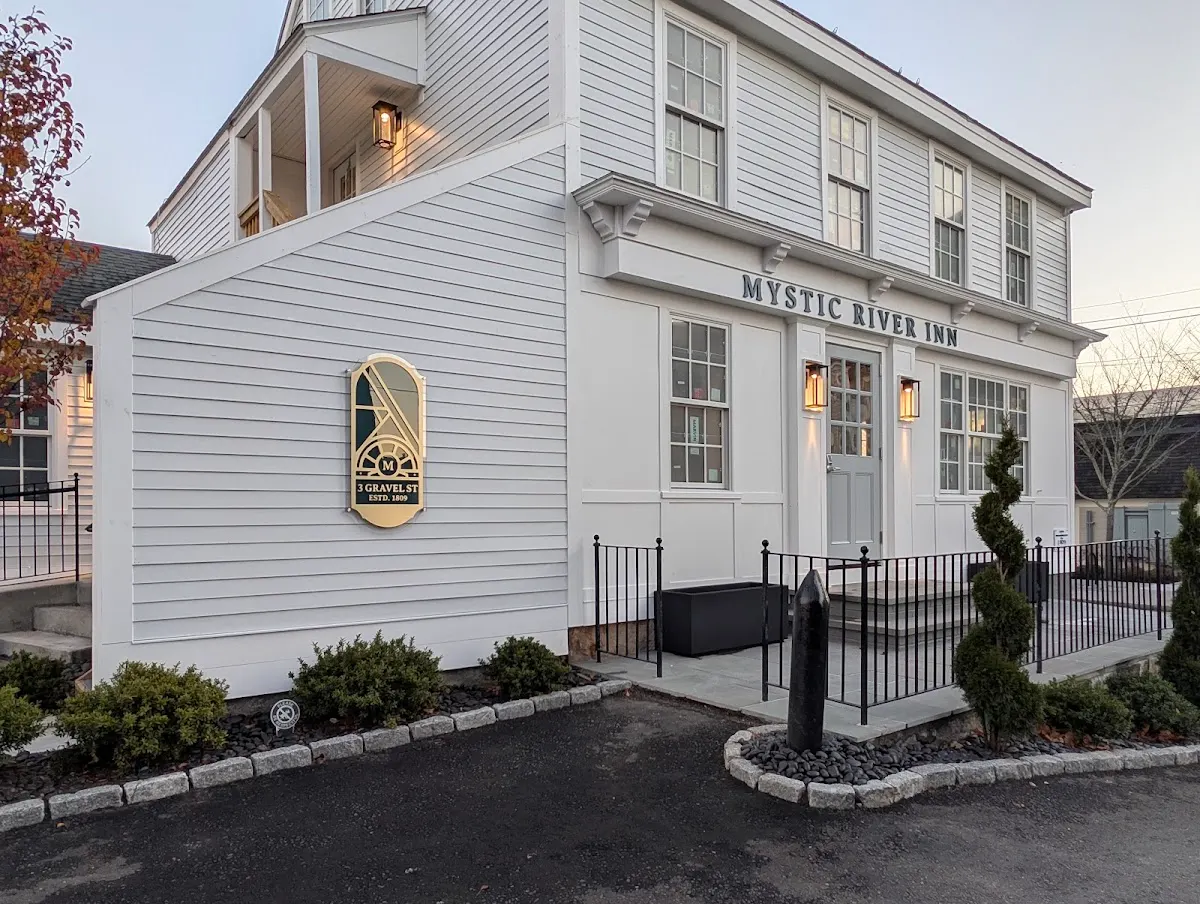 Mystic River Inn