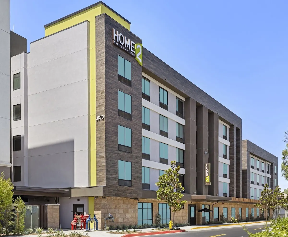 Home2 Suites by Hilton Riverside Downtown Convention Center